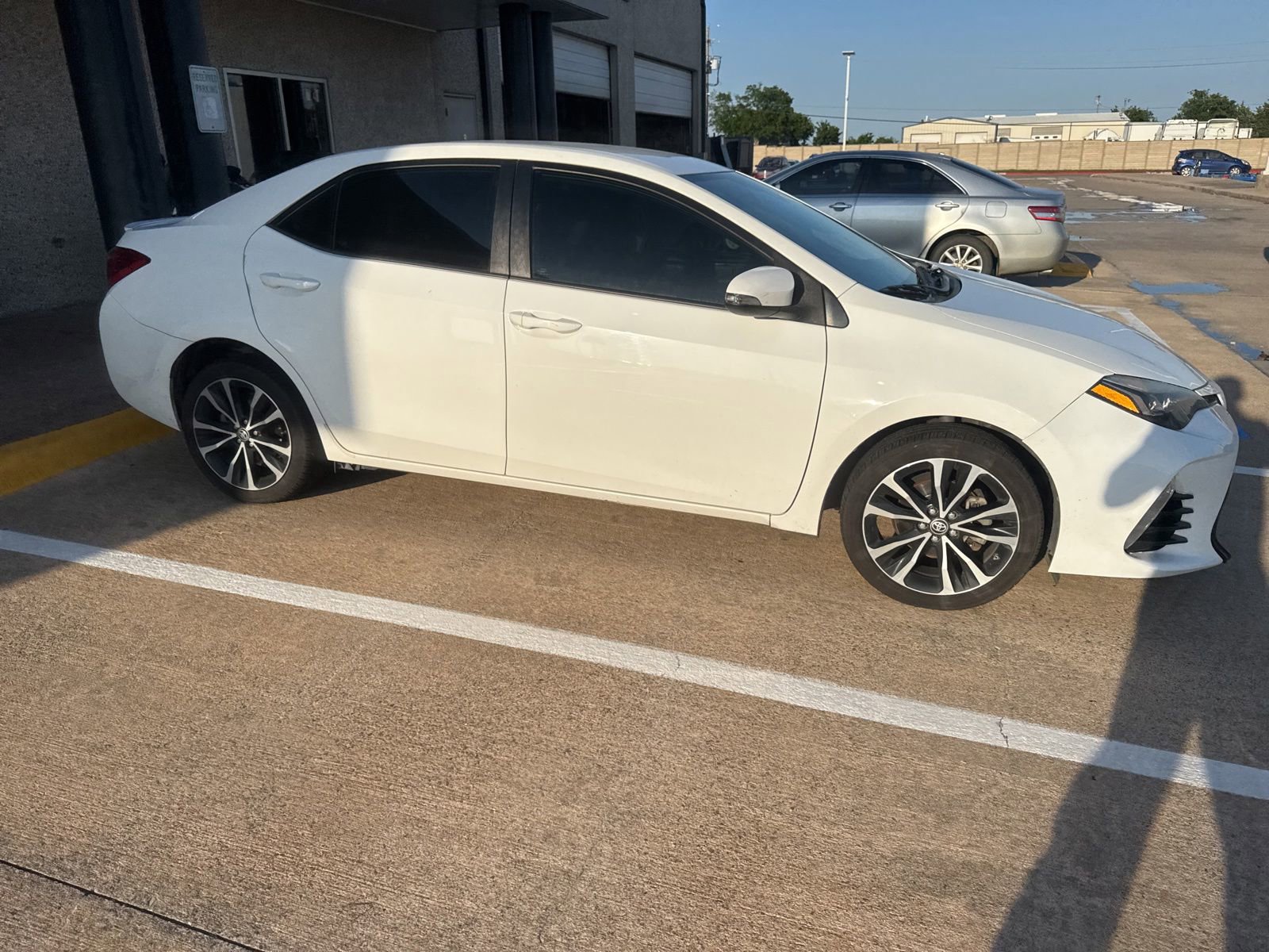 Used 2018 Toyota Corolla SE FWD image 10