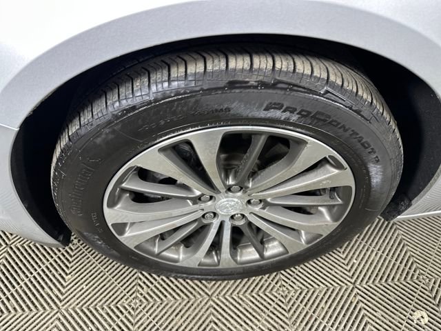 Used 2017 Buick LaCrosse Premium image 10