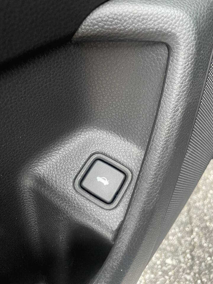 Used 2018 Honda Accord Sport image 22