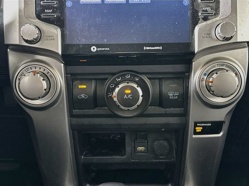 Used 2020 Toyota 4Runner SR5 AWD/4WD image 15