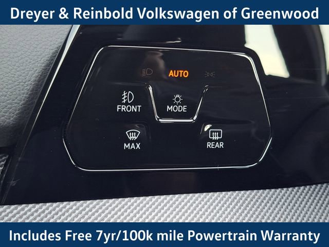 New 2025 Volkswagen GTI SE image 27