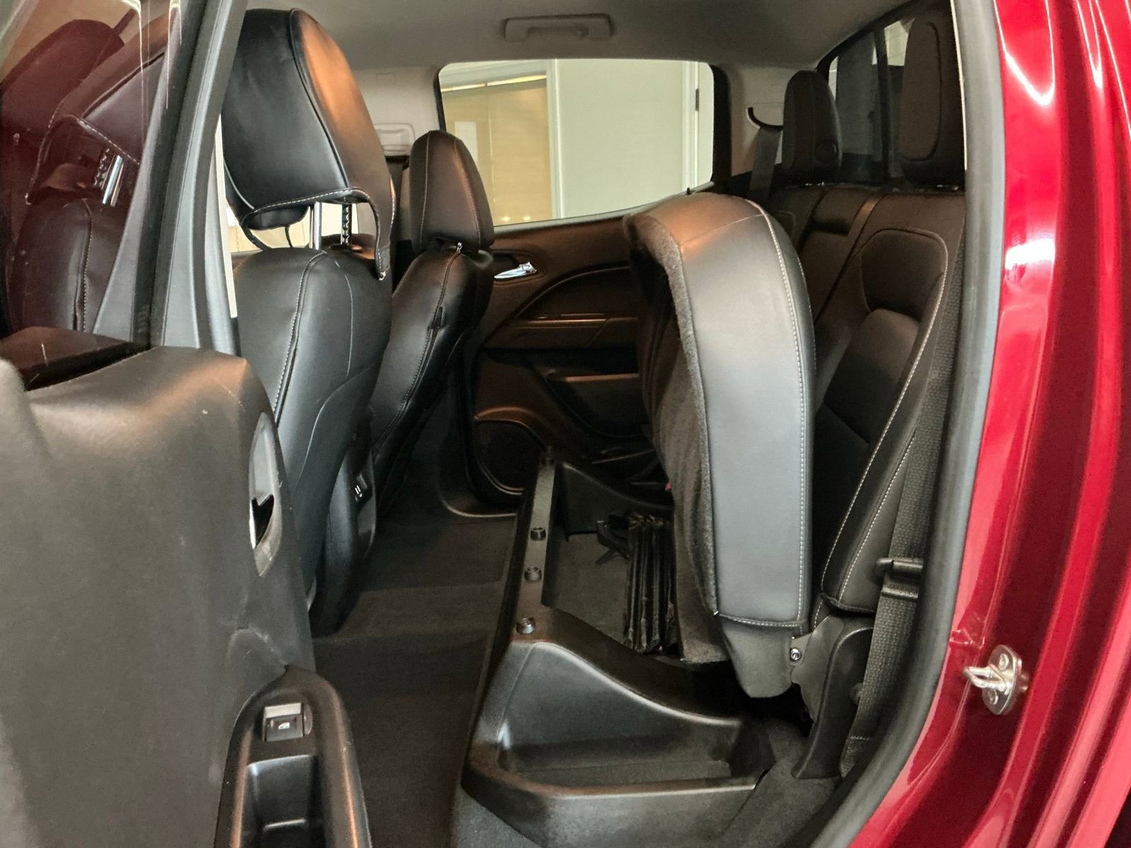 Used 2019 Chevrolet Colorado ZR2 image 28