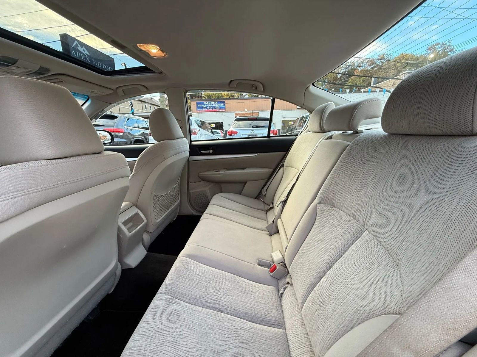 Used 2013 Subaru Legacy 2.5i Premium w/ All-Weather Pkg + Moonroof image 39