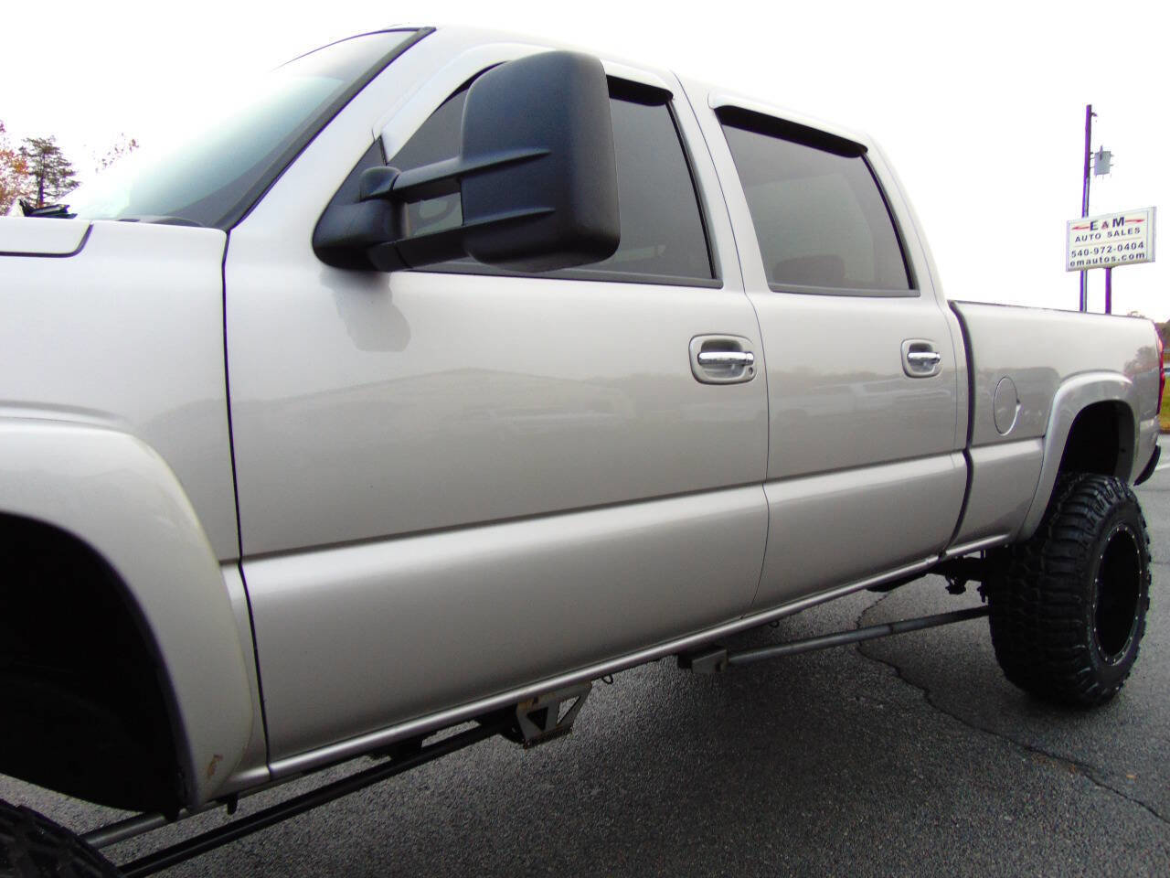 Used 2004 Chevrolet Silverado 2500 LT w/ Heavy-Duty Power Package image 27