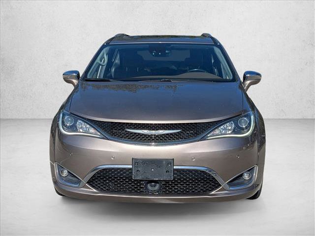 Used 2017 Chrysler Pacifica Limited w/ Advanced Safetytec Group image 2