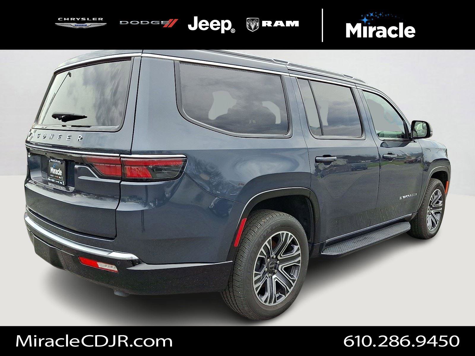 Certified 2025 Jeep Wagoneer 4WD image 7
