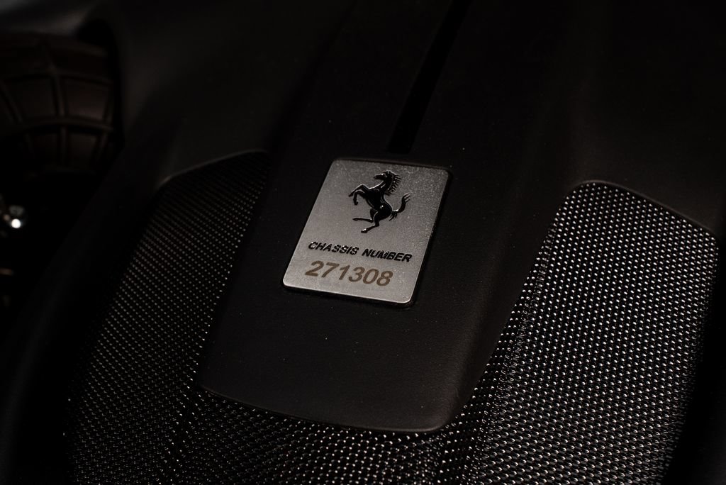 Used 2022 Ferrari Roma RWD image 9