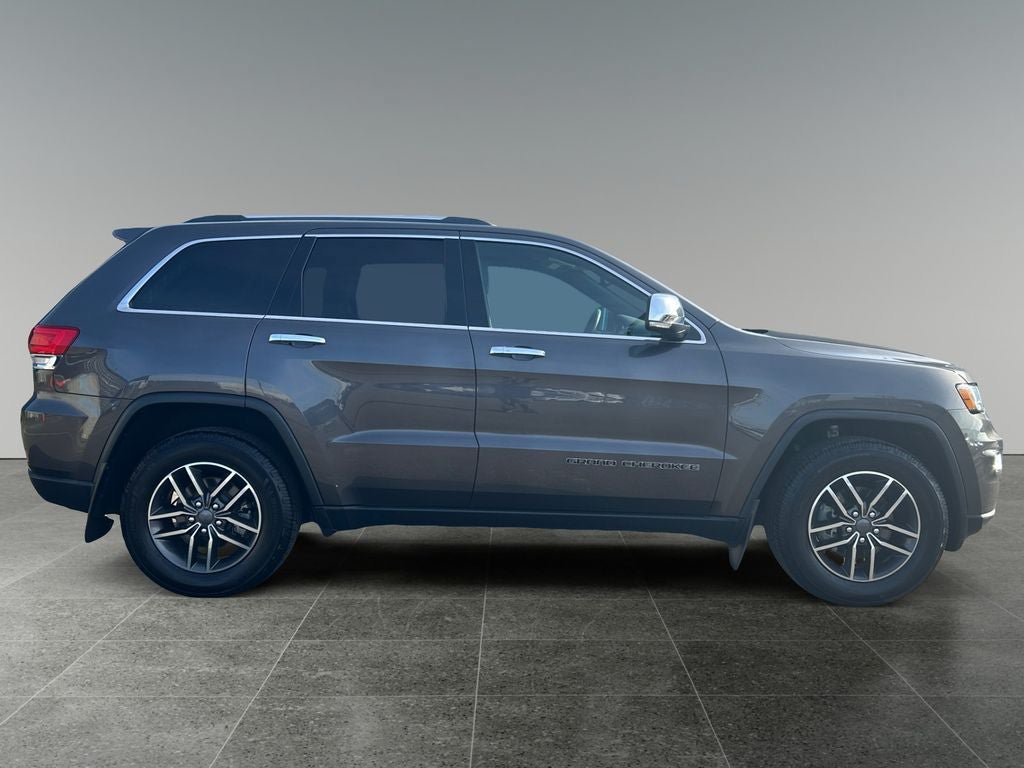 Used 2019 Jeep Grand Cherokee Limited AWD/4WD image 10