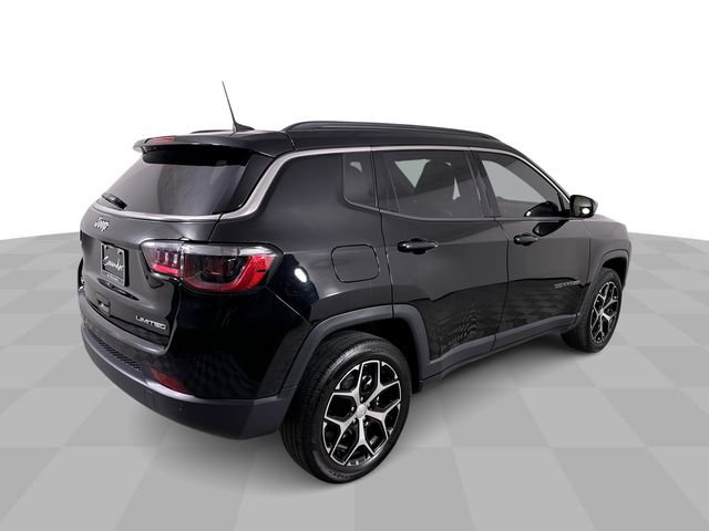 Used 2024 Jeep Compass Limited image 8