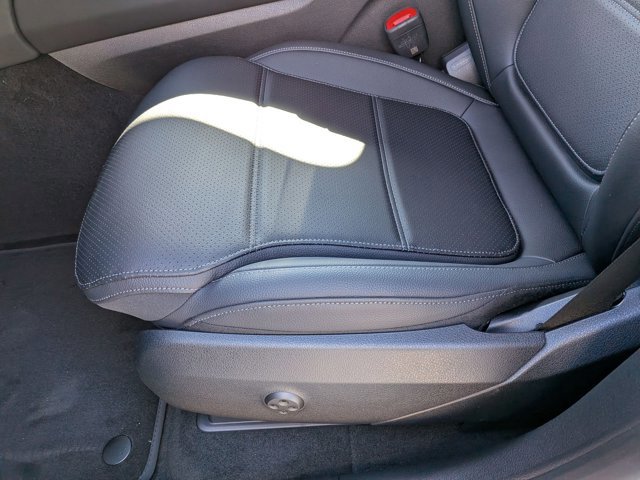 New 2026 Mercedes-Benz GLC 300 image 4