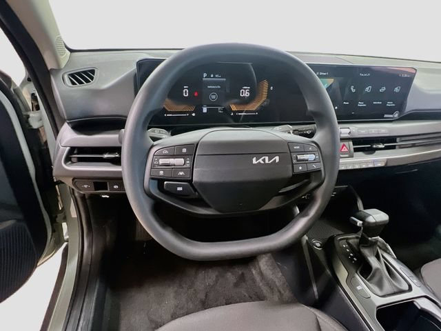 New 2026 Kia K4 FWD image 11
