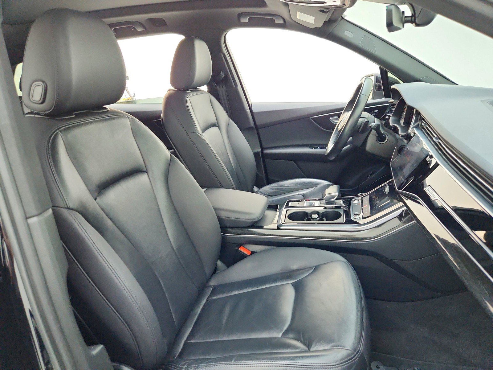 Used 2021 Audi Q7 3.0T Premium Plus w/ Premium Plus Package AWD/4WD image 31