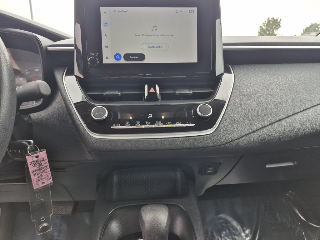 Used 2024 Toyota Corolla LE FWD image 9