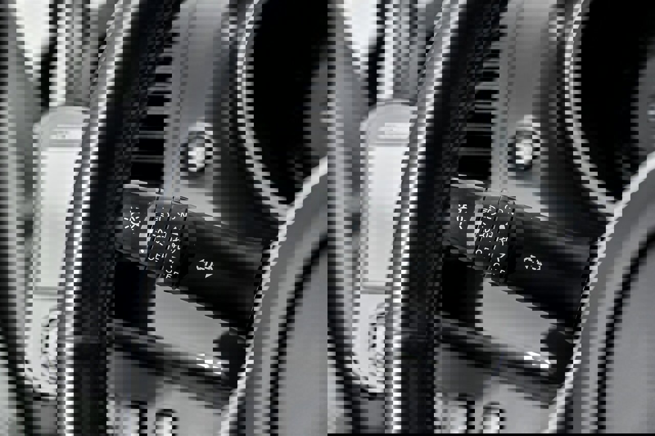 Used 2014 Mitsubishi Lancer Evolution GSR image 27