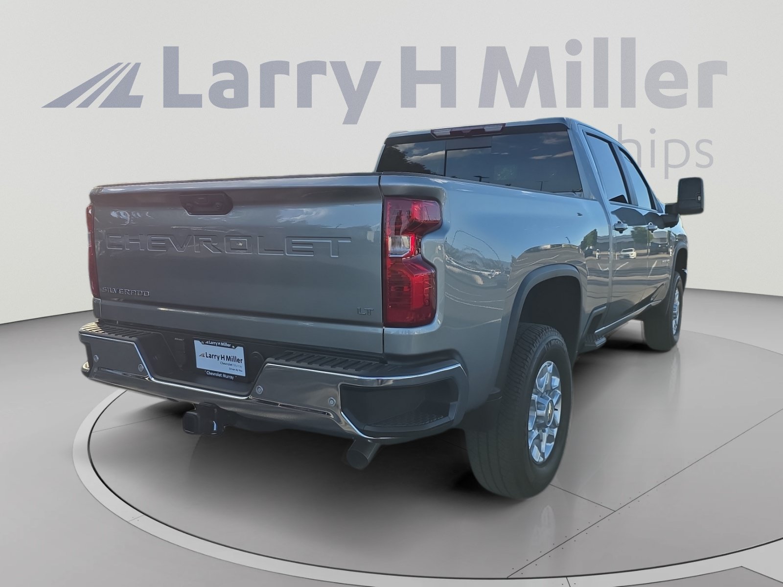 Used 2026 Chevrolet Silverado 3500 LT w/ Safety Package AWD/4WD image 5