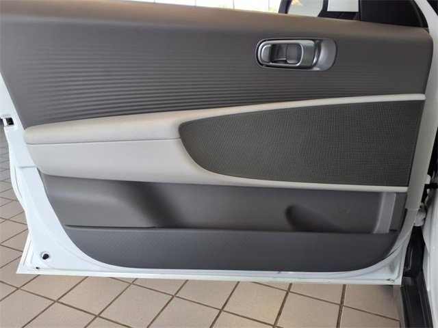 New 2025 Hyundai Ioniq 6 SEL image 8