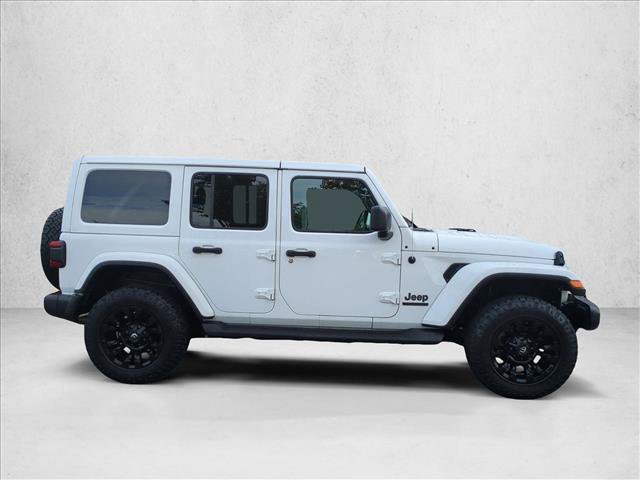 Used 2021 Jeep Wrangler Unlimited Sahara AWD/4WD image 4