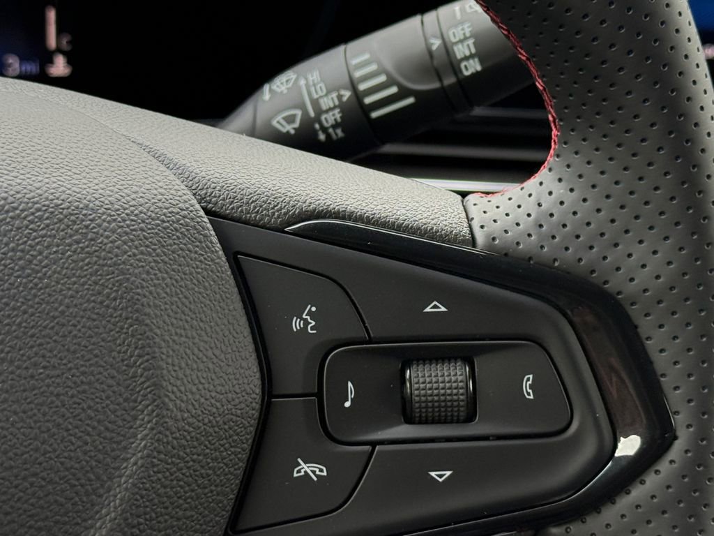 New 2026 Chevrolet Trax RS FWD image 19