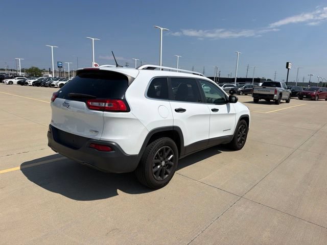 Used 2014 Jeep Cherokee Latitude FWD image 5