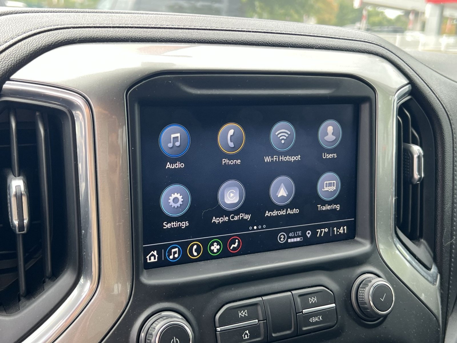 Used 2021 Chevrolet Silverado 1500 LT Trail Boss w/ Convenience Package II AWD/4WD image 16