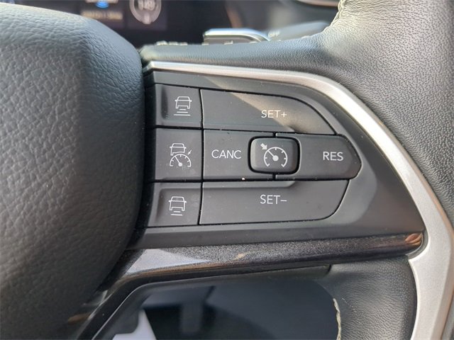 Used 2022 Jeep Grand Cherokee L Laredo w/ Luxury Tech Group I image 31