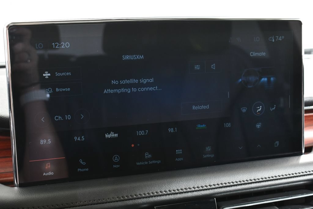 Used 2023 Lincoln Nautilus Reserve w/ Equipment Group 202A AWD/4WD image 27