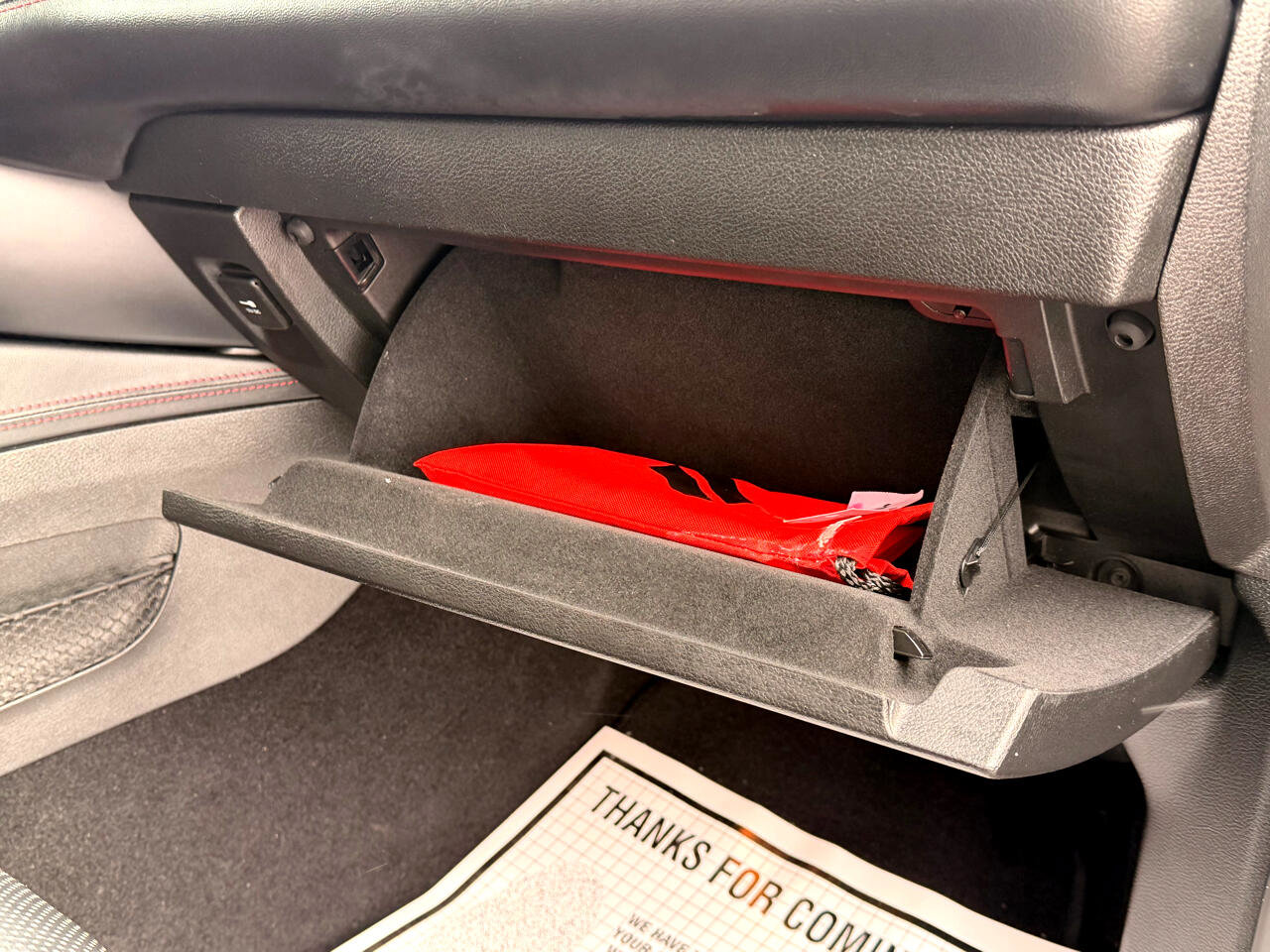 Used 2025 Dodge Durango R/T image 37