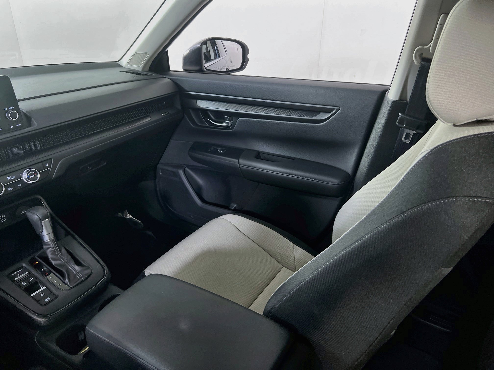 Used 2025 Honda CR-V EX image 23