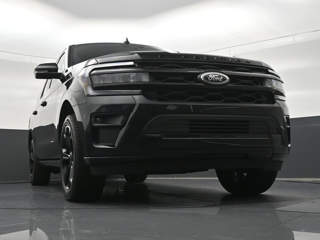 Used 2024 Ford Expedition Max Limited AWD/4WD image 31