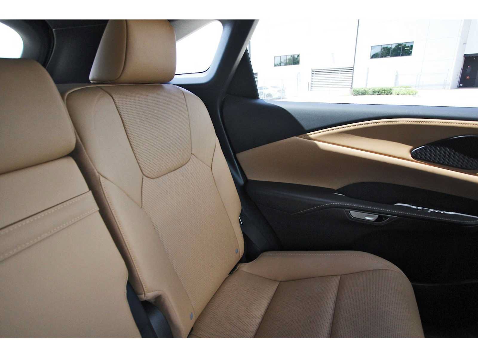Used 2023 Lexus RX 350 Premium Plus w/ Cold Area Package FWD image 10