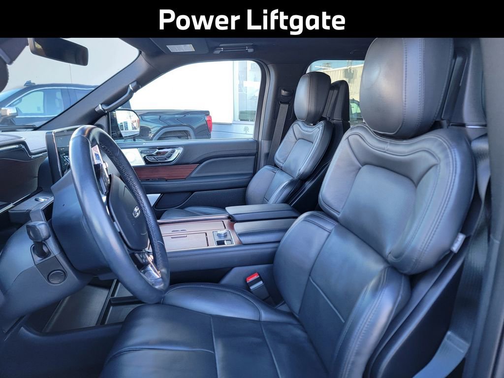 Used 2022 Lincoln Navigator Reserve image 9