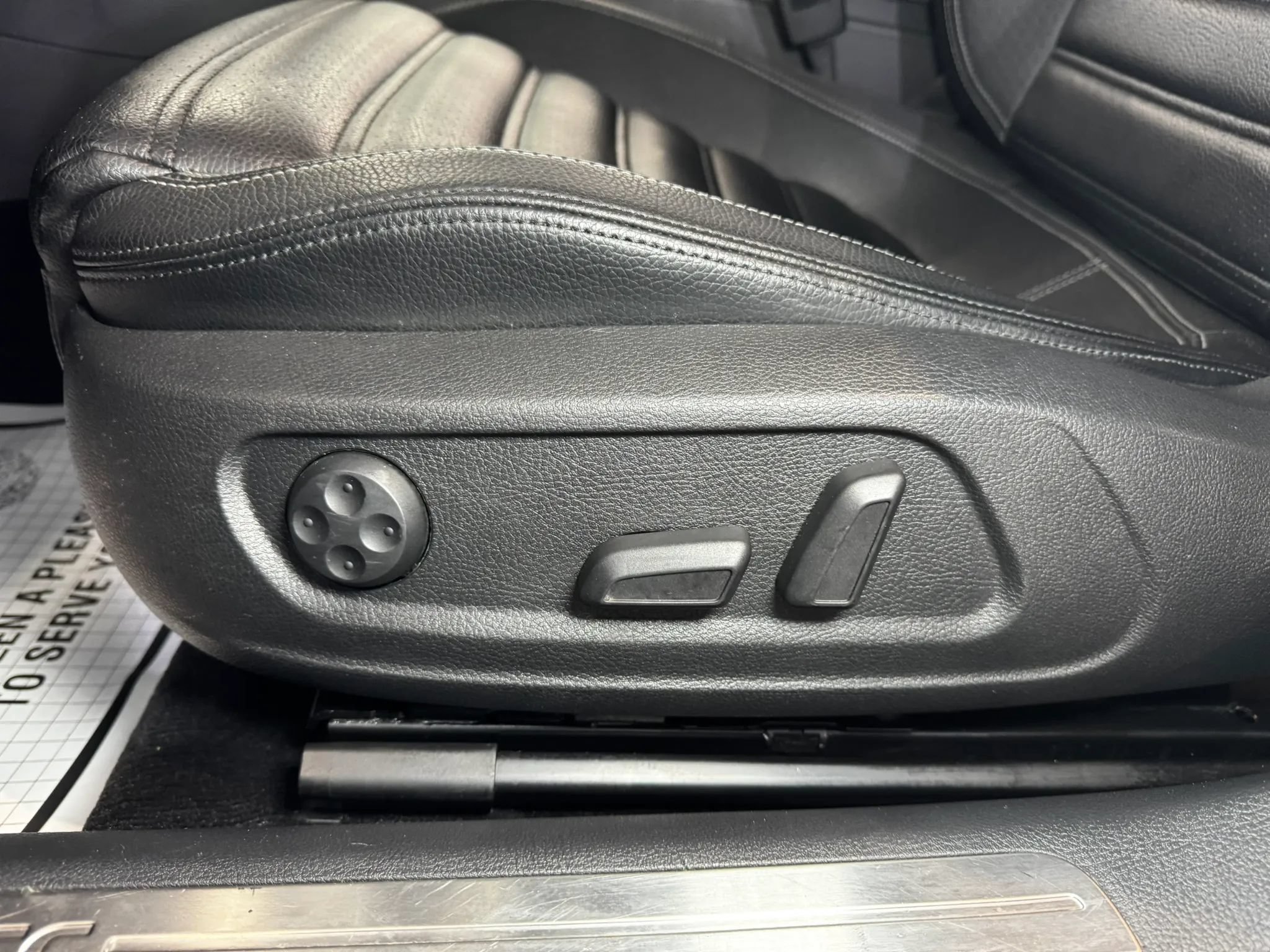 Used 2013 Volkswagen CC Sport Plus FWD image 11