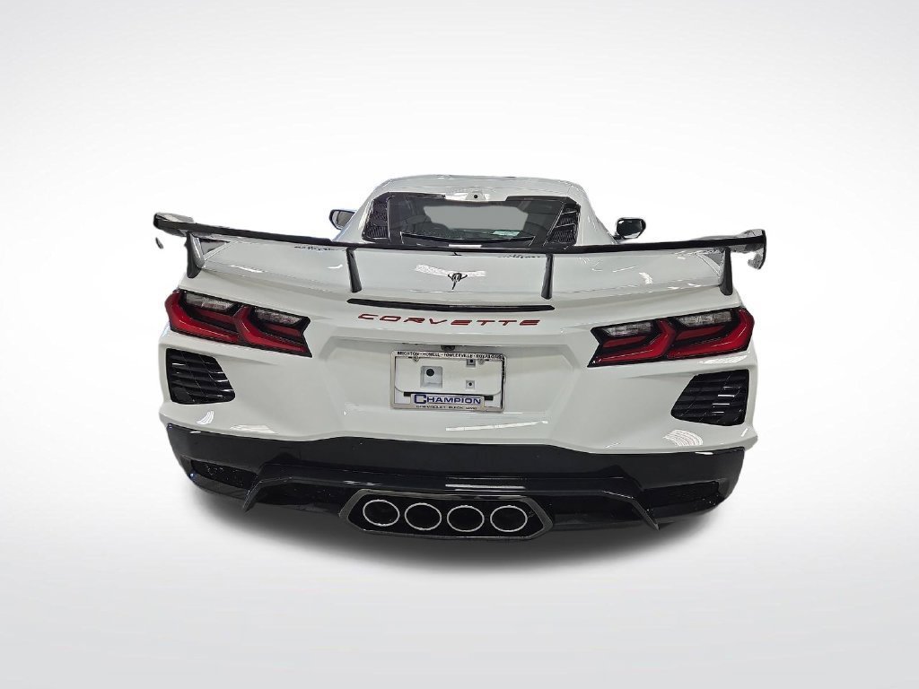 New 2027 Chevrolet Corvette Stingray Coupe w/ Z51 Performance Package RWD image 4