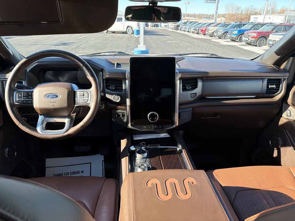 Used 2024 Ford Expedition Max King Ranch image 12