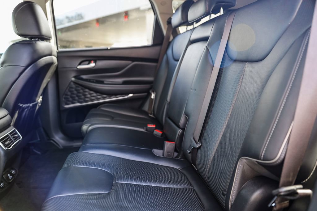Used 2023 Hyundai Santa Fe Limited image 16