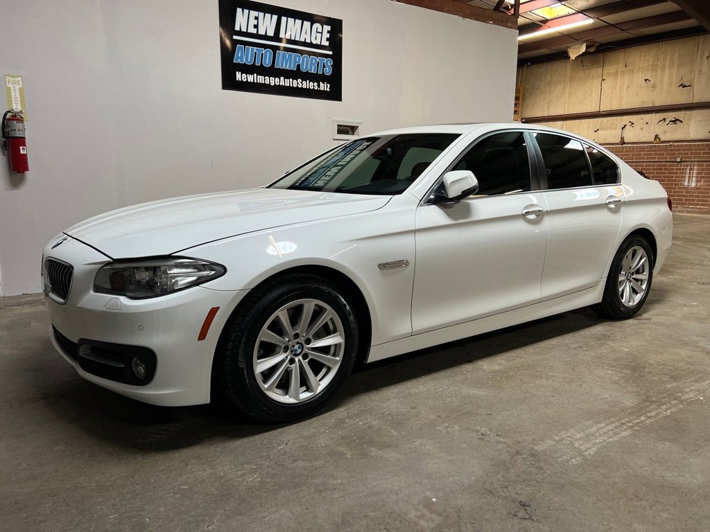 Used 2015 BMW 528i Sedan image 6