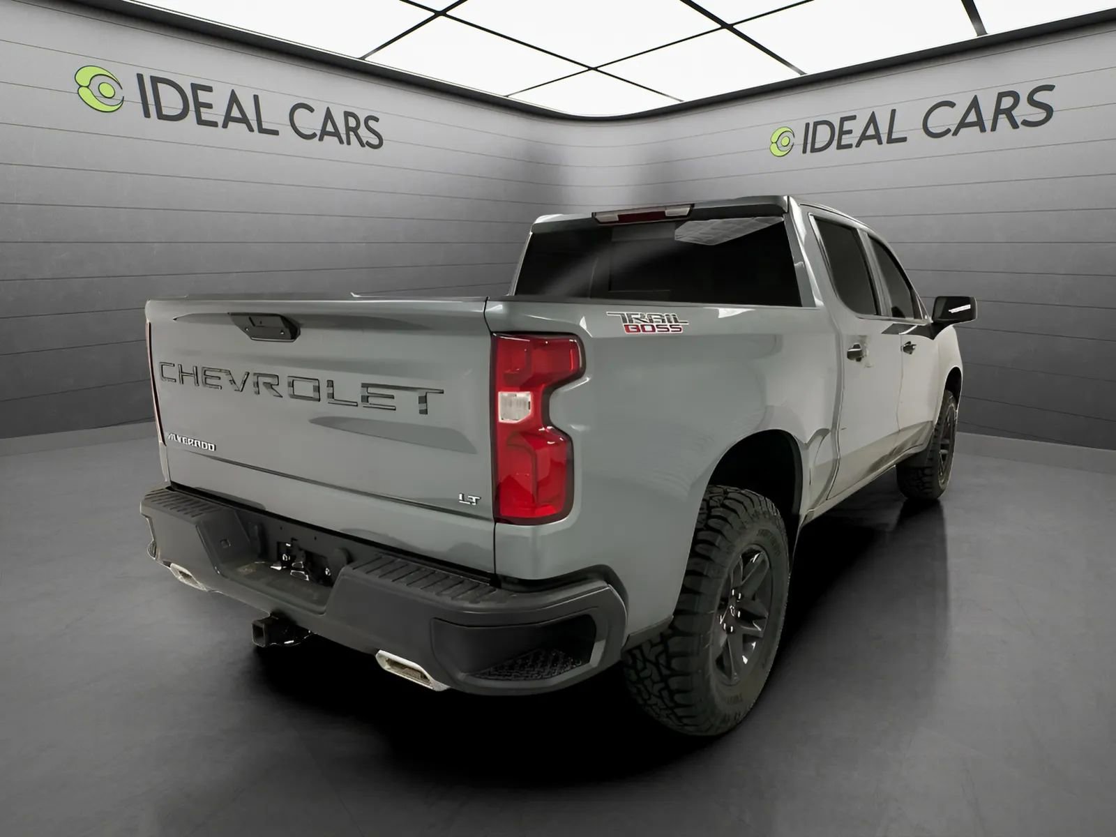 Used 2021 Chevrolet Silverado 1500 LT Trail Boss w/ Convenience Package II AWD/4WD image 5