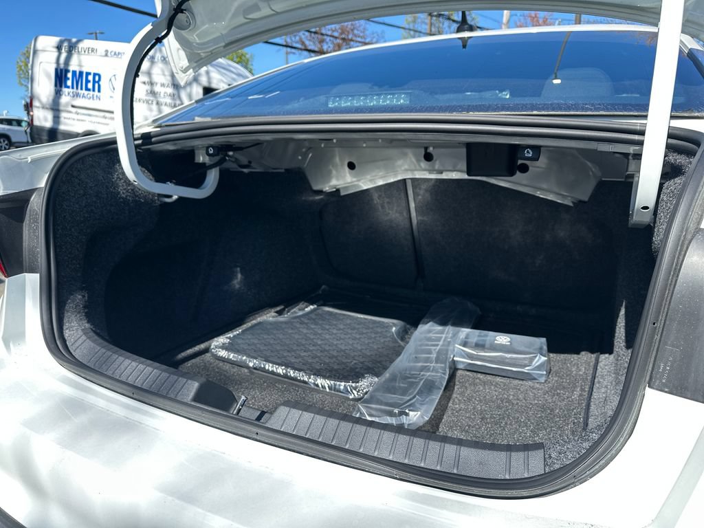 New 2026 Volkswagen Jetta Sport FWD image 14