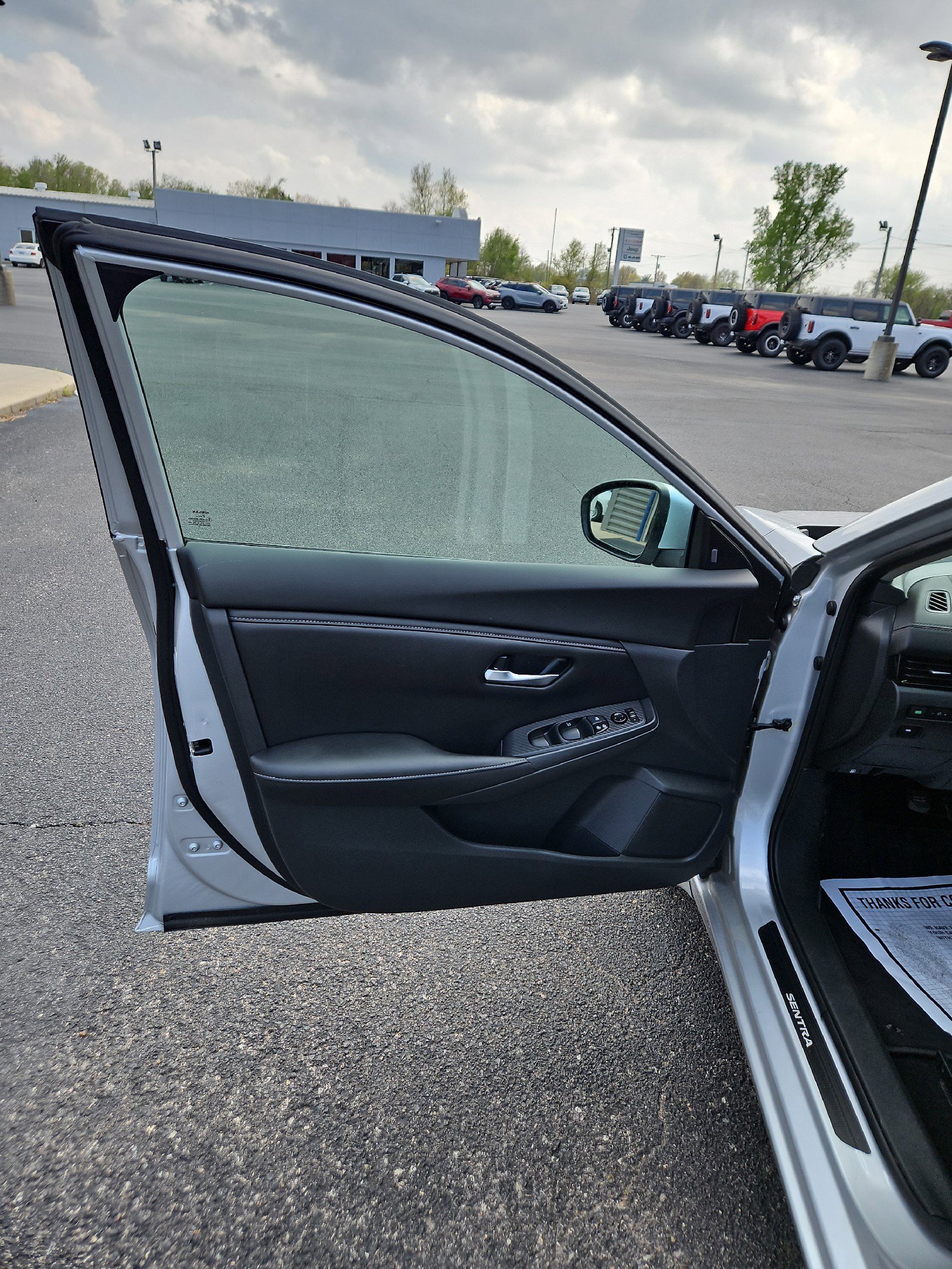 Used 2021 Nissan Sentra SV w/ Electronics Package image 10