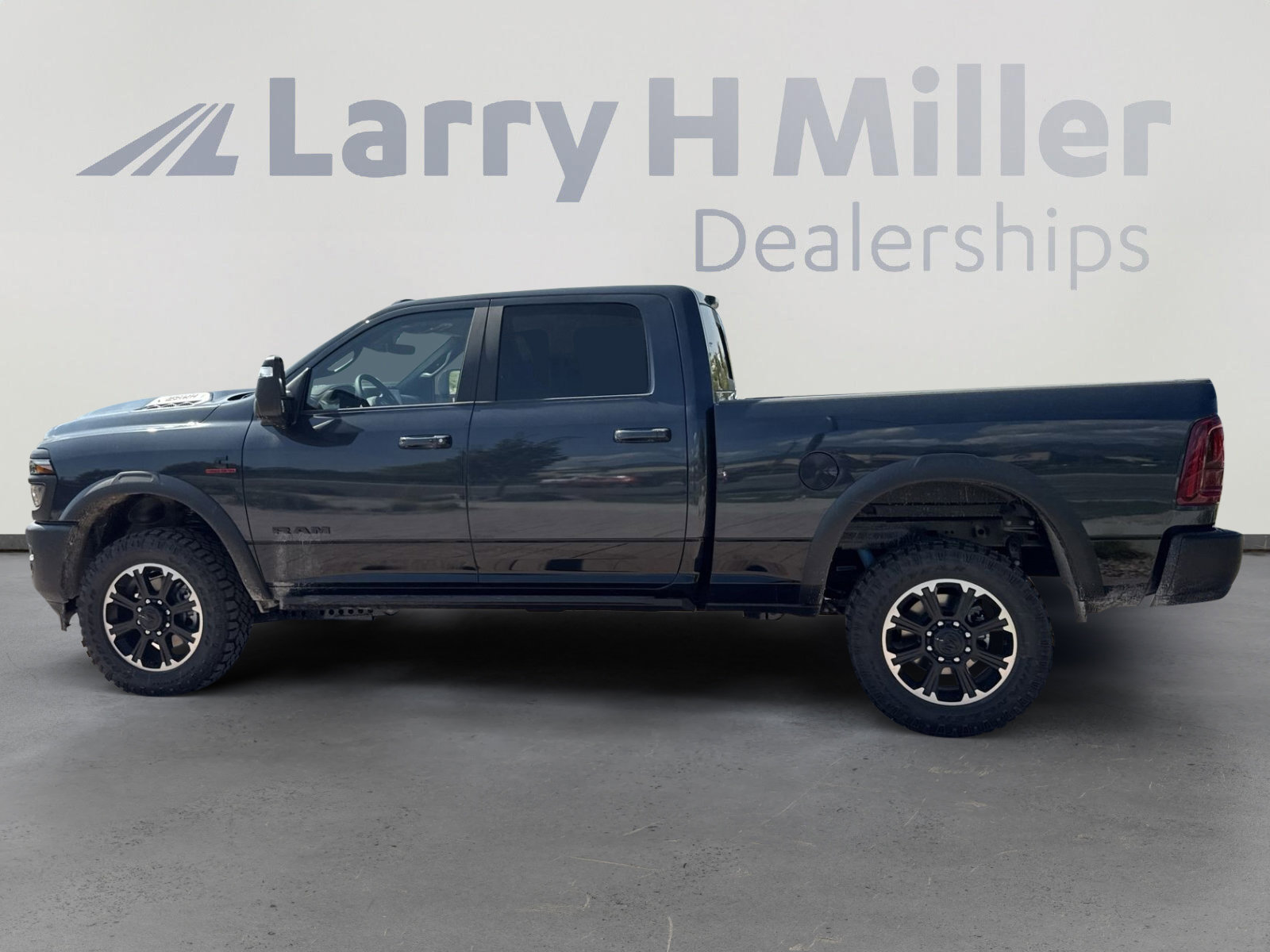 New 2025 RAM 2500 Rebel w/ Rebel Level 1 Equipment Group AWD/4WD image 5