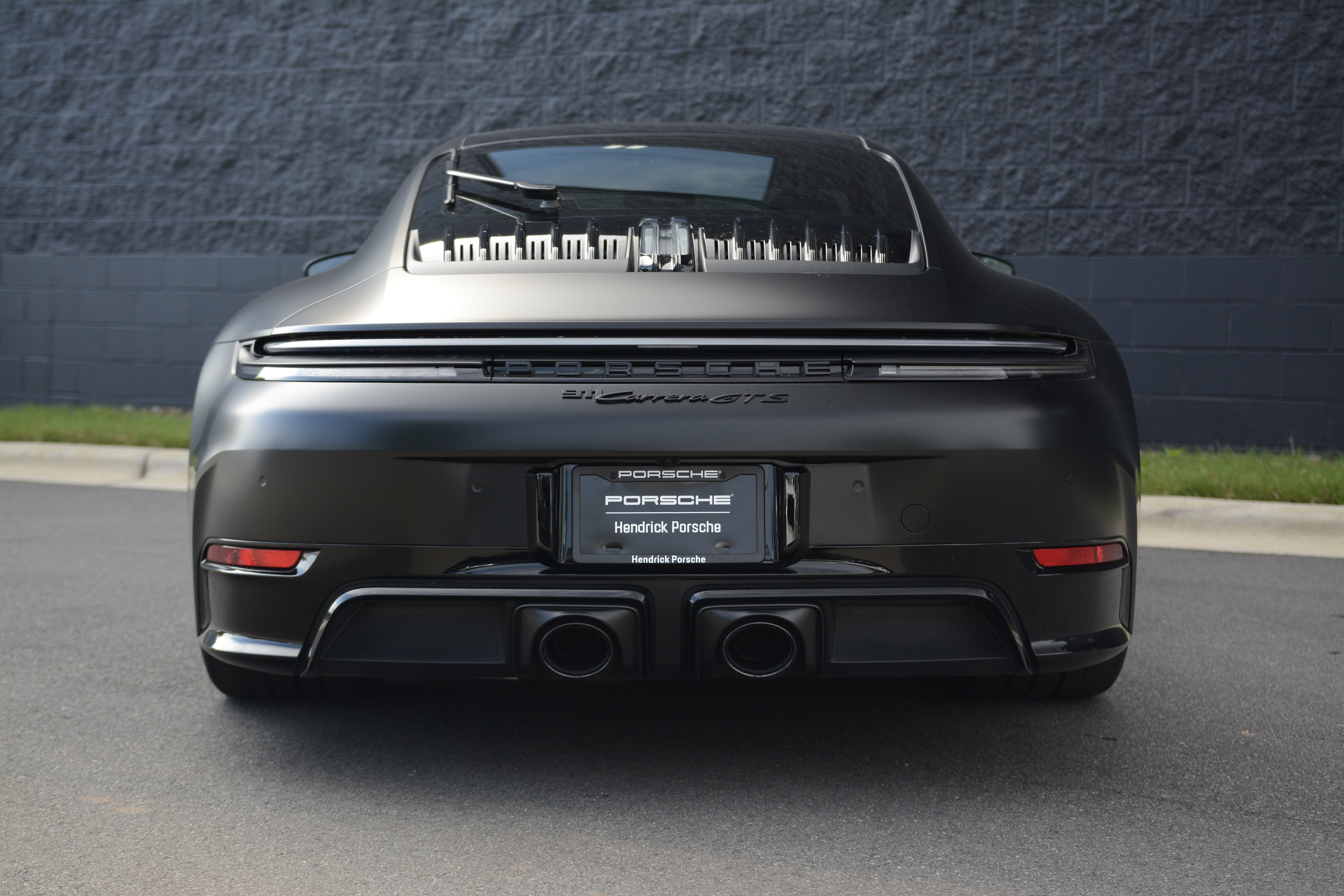 Certified 2025 Porsche 911 Carrera GTS RWD image 6