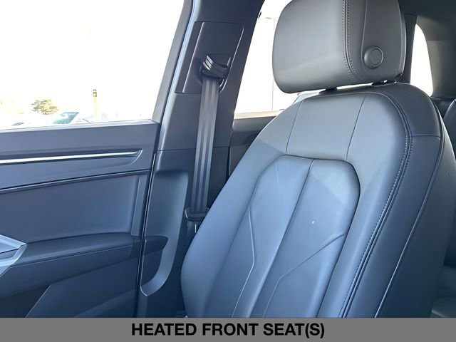 Used 2024 Audi Q3 2.0T Premium image 35