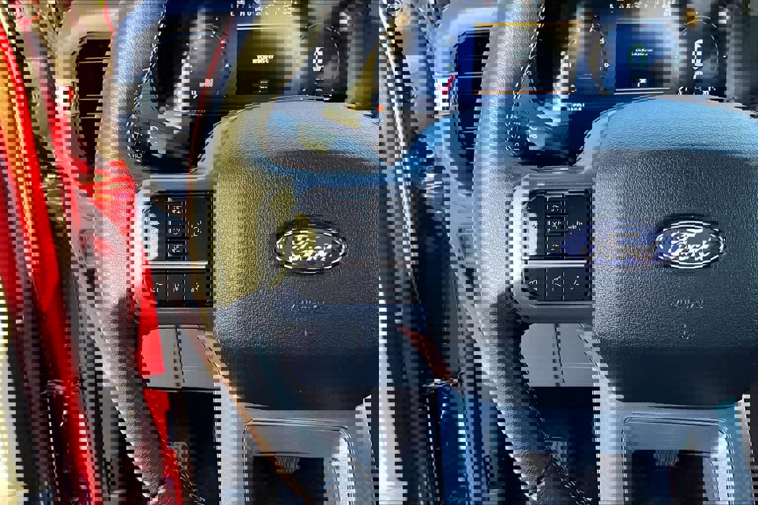 Used 2025 Ford F150 XLT w/ Equipment Group 301A Standard image 22