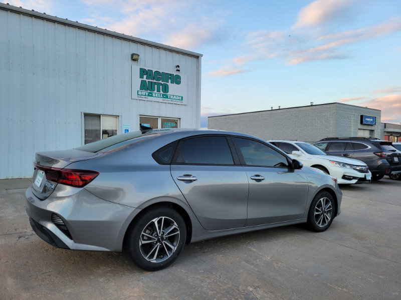 Used 2023 Kia Forte LXS FWD image 8