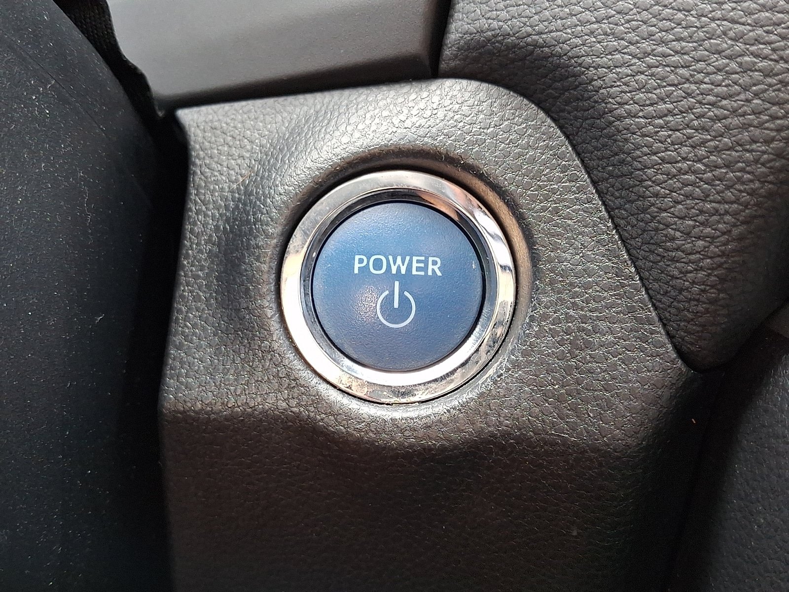 Used 2022 Toyota RAV4 XSE AWD/4WD image 28