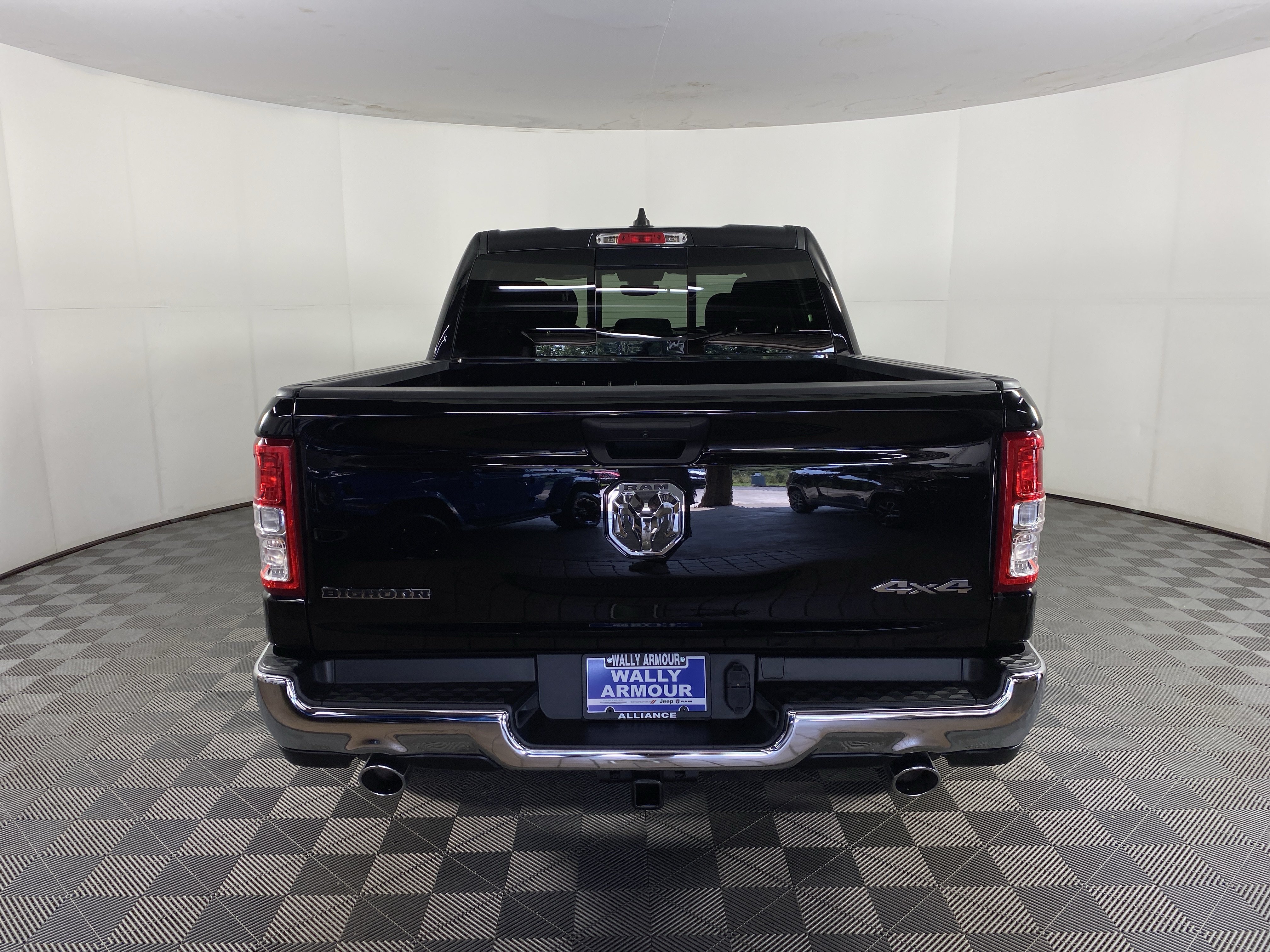 Used 2023 RAM 1500 Big Horn AWD/4WD image 8