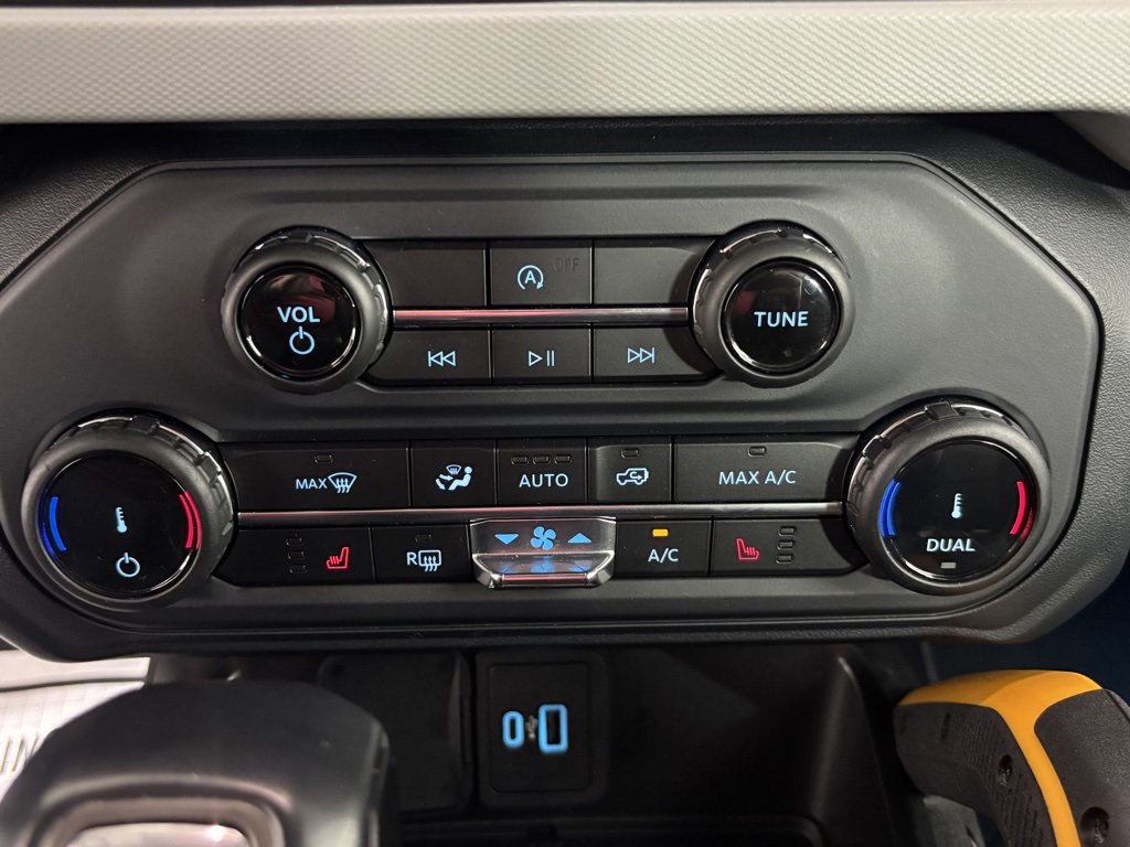 Used 2022 Ford Bronco Badlands image 27