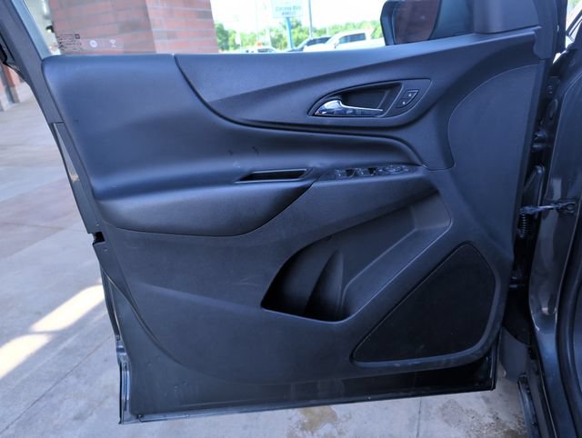 Used 2020 Chevrolet Equinox LT FWD image 15