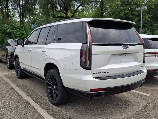 Certified 2023 Cadillac Escalade Sport w/ LPO, ONYX Package AWD/4WD image 4