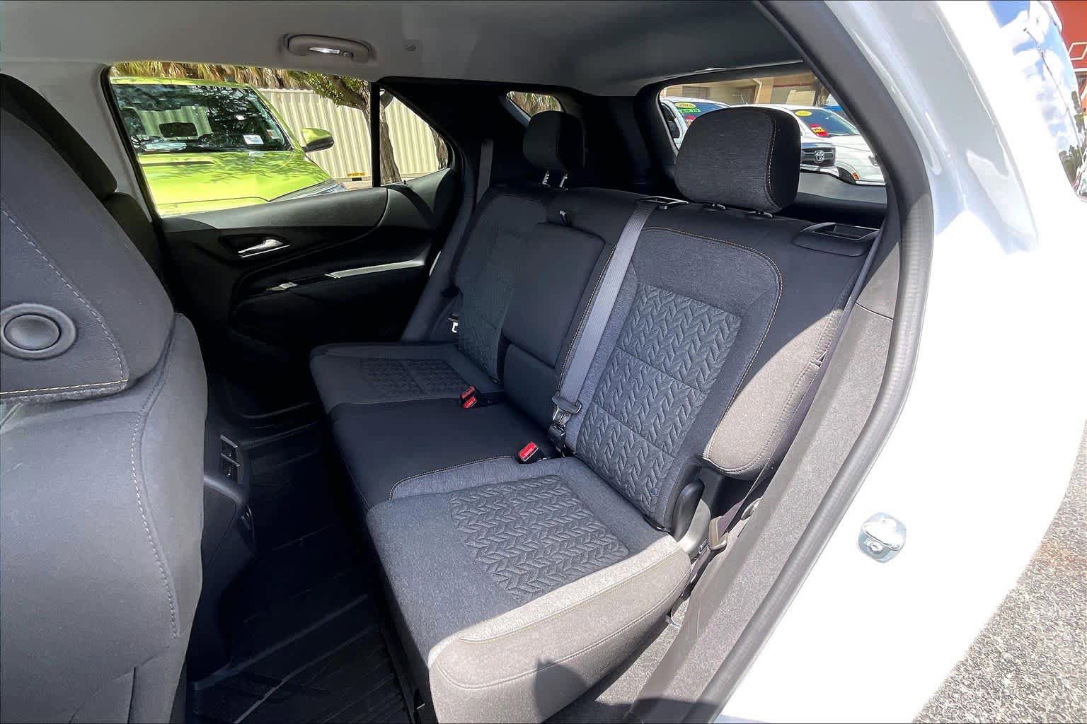 Certified 2024 Chevrolet Equinox LT w/ LPO, Floor Liner Package FWD image 25